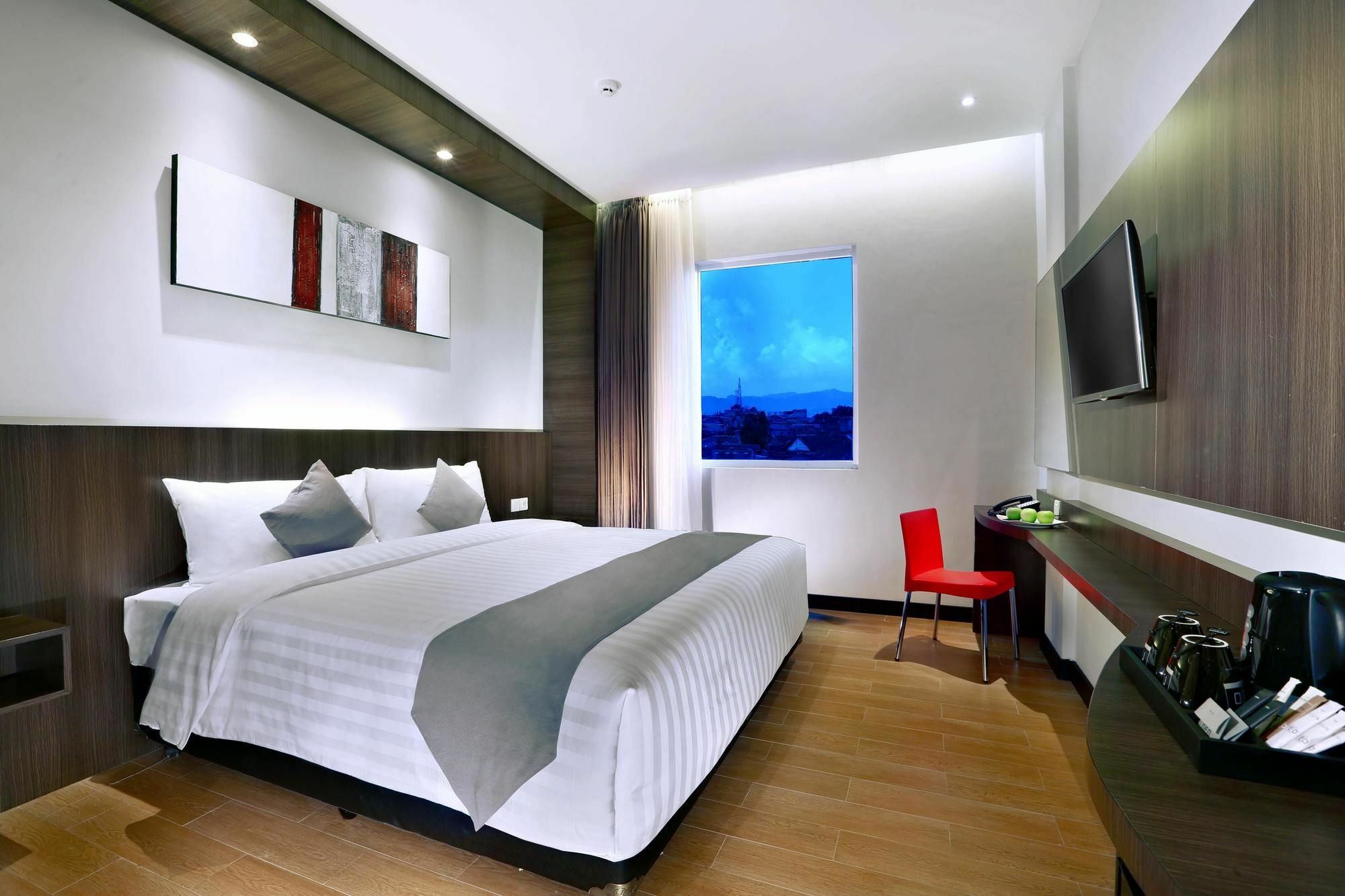 Hotel Neo Dipatiukur Bandung By Aston Exterior foto